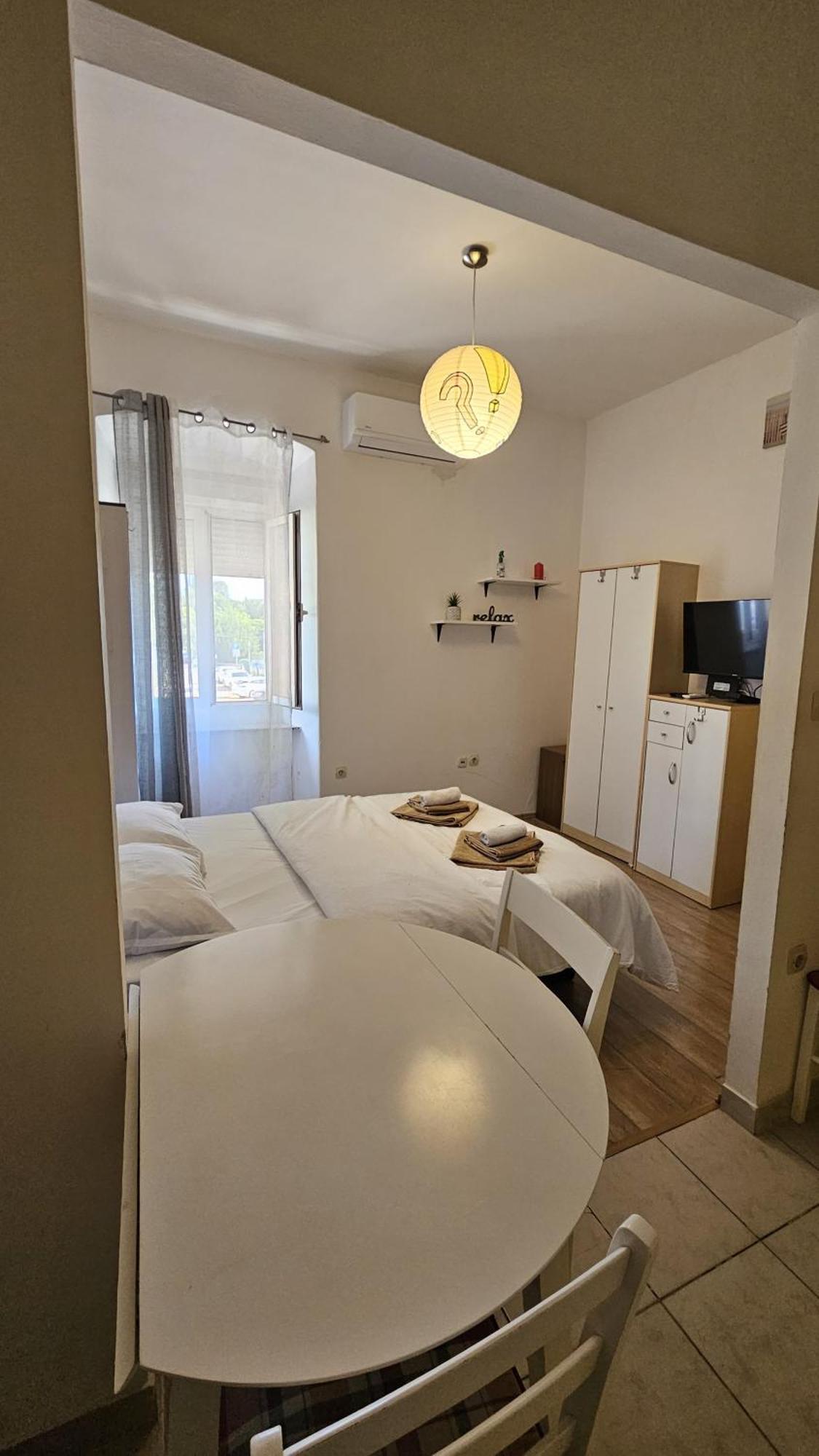 Studio Apartment Kiki For 2, Near Old Town & Beach, Free Wifi Zadar Exteriér fotografie